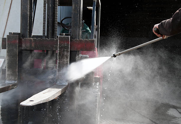Best Concrete Pressure Washing  in Elmwood Park, IL